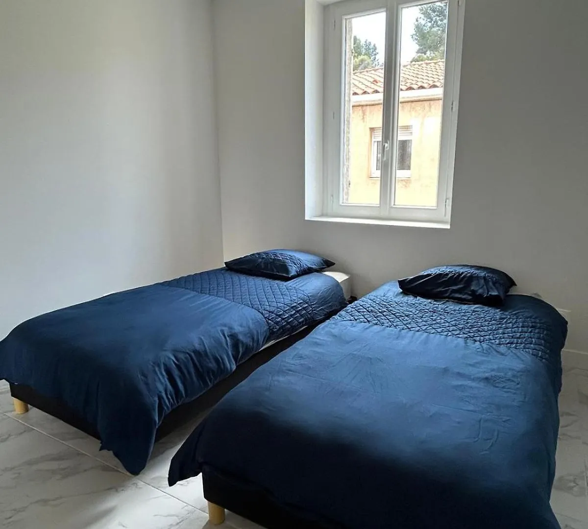 公寓 Appartement T3, Wi-Fi ,Climatise 2Eme Etage Et Dernier Etage 马赛